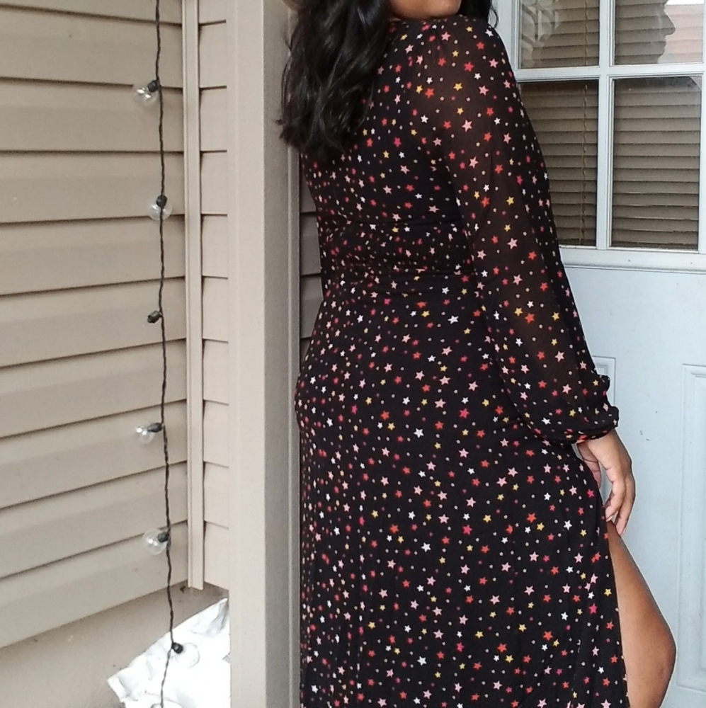 LAST ONE | ALL THE STARS BLACK MIDI DRESS - Picture 4 of 9